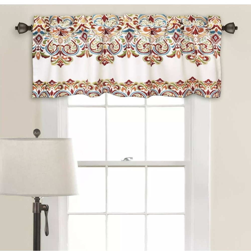 NWT.  Half Moon Clara valance